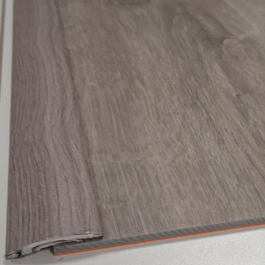 Perfil de Juntas Autoadesivo para Vinil na Cor Oak Gray