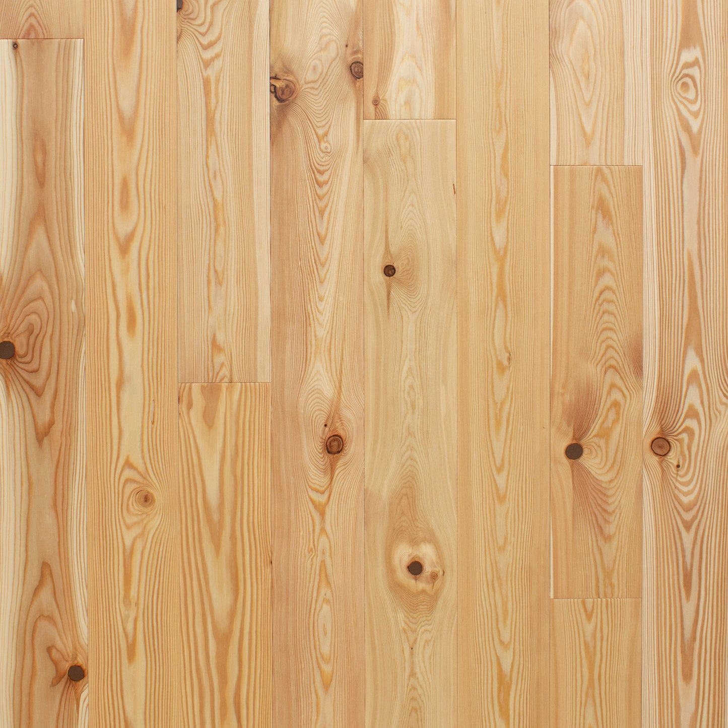 Pavimento Madeira em Riga 15x175x2300 mm (4)